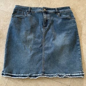 Denim skirt NWT